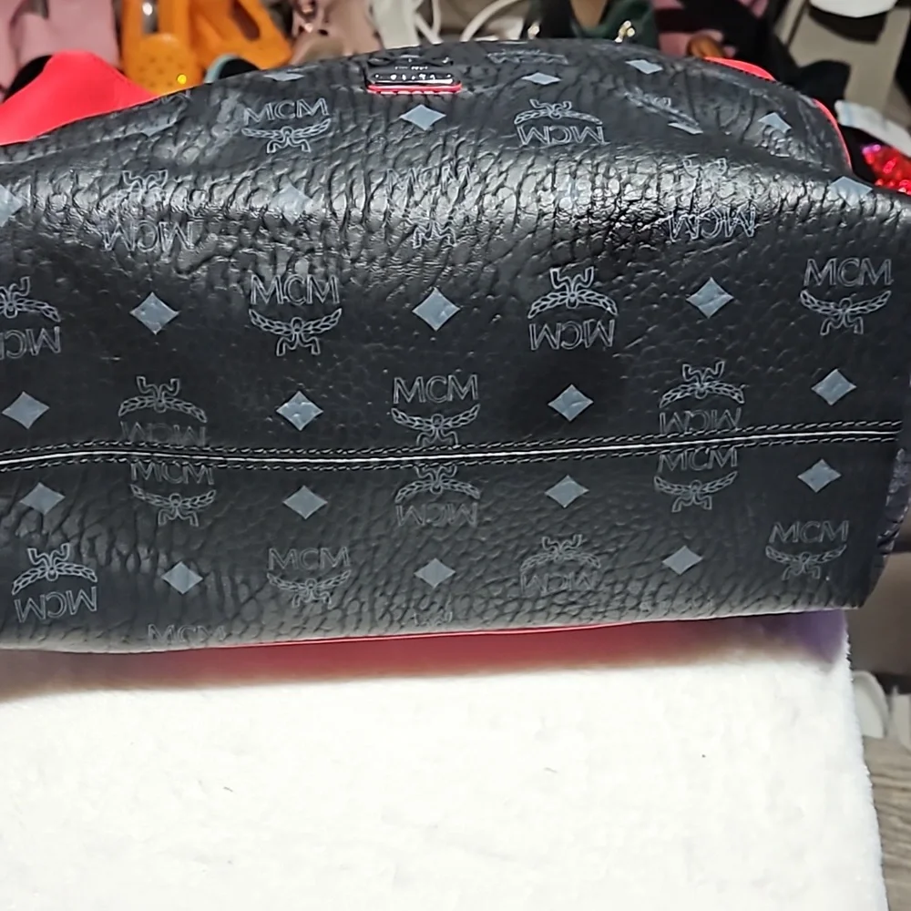 COPY - MCM bag - Picture 3 of 5